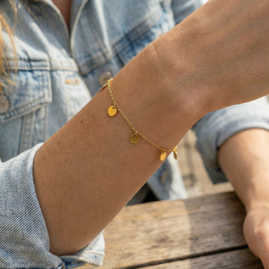 750 Gold Armband mit Münz-Anhängern – 18K Gelbgold Armband fein & elegant (18,6 cm)