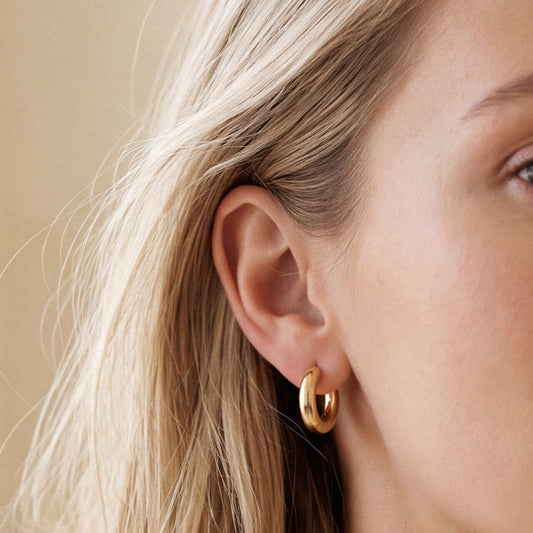 Kleine Creolen 10 mm aus 750er Gold, 2 mm stark