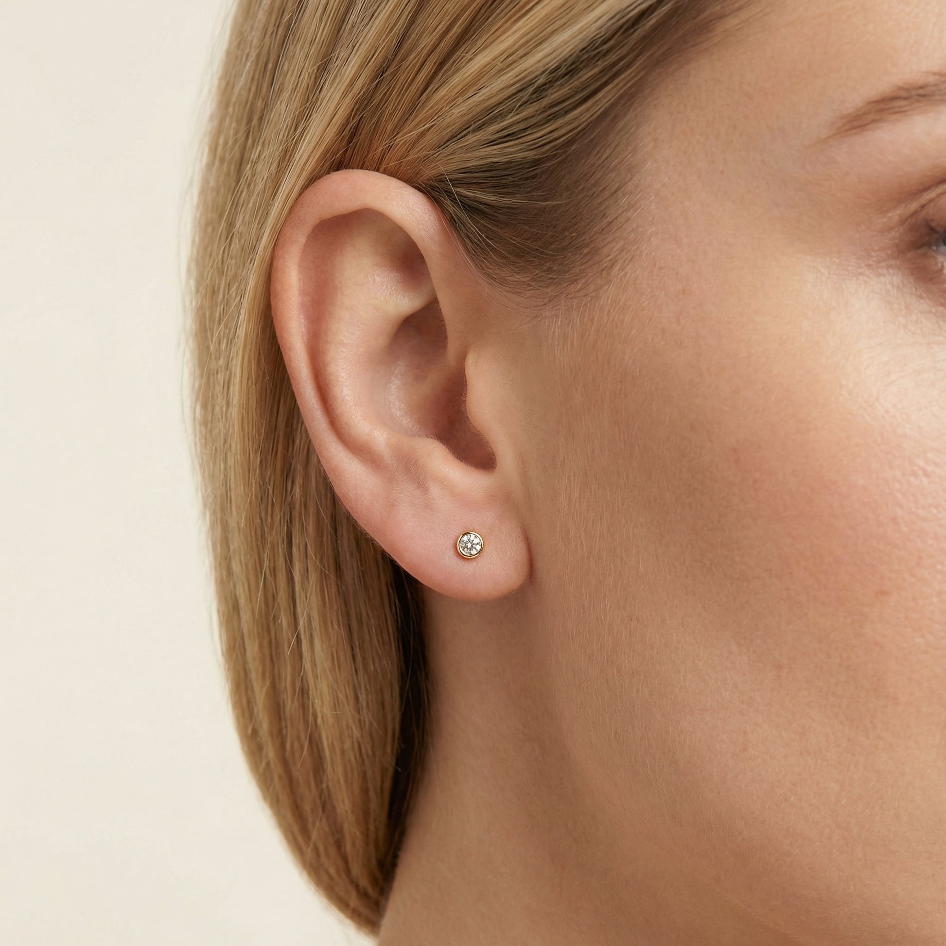 18K (750) Gold Ohrstecker mit Zirkonia Damen 3 mm – Minimalistisch | PAEEZE