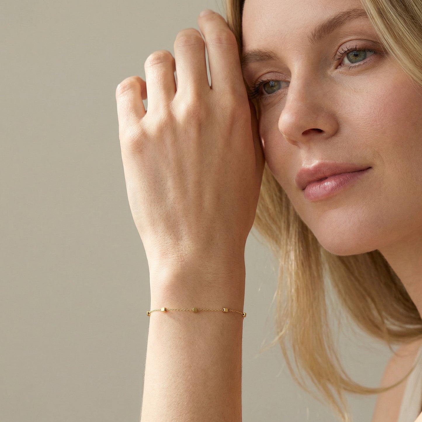 18K (750) Gold Würfelarmband Damen – Minimalistisches Armband | Made in Italy | PAEEZE 